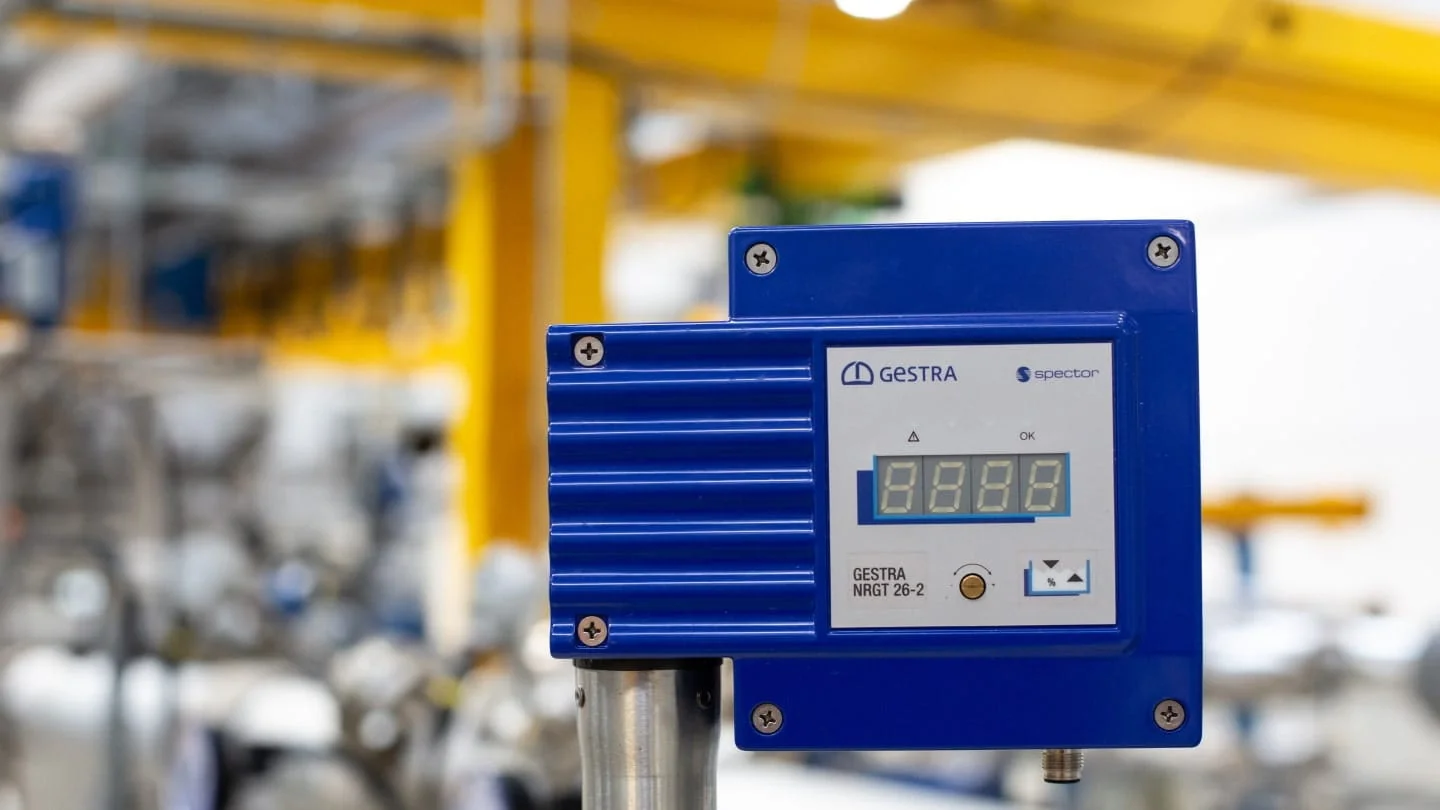 Bộ điều khiển GESTRA NRGT 26-2 trong trạm hơi
